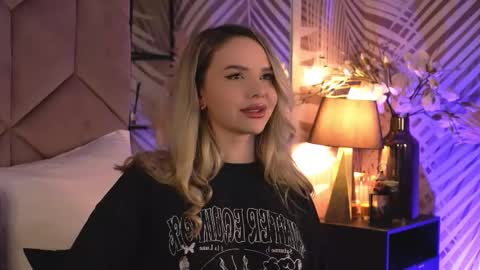 Snapshot of katjolie chatting on February 11, 2026, 8:36 pm KatJolie online show from February 11, 2026, 8:36 pm