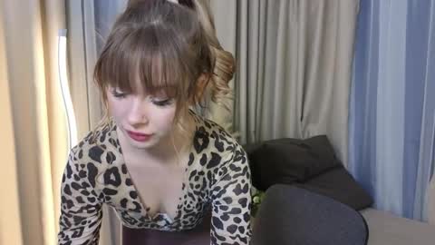 Kate online show from May 13, 2026, 1:47 am
