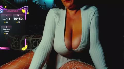 Snapshot of katrinedenev chatting on October 7, 2025, 8:39 pm KatrineDenev online show from October 7, 2025, 8:39 pm