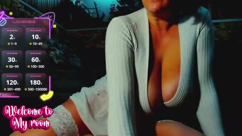 Snapshot of katrinedenev chatting on October 10, 2025, 9:03 pm KatrineDenev online show from October 10, 2025, 9:03 pm