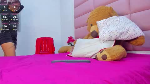 kattaleyaa_ online show from January 13, 2026, 12:10 pm