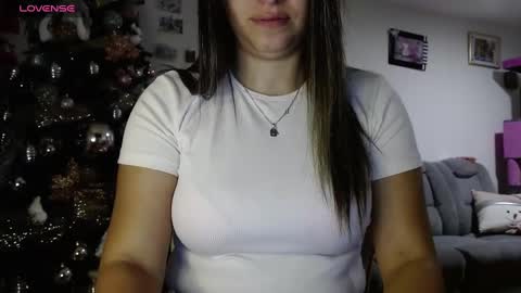 Snapshot of kattie_love chatting on January 14, 2025, 1:26 am kattie online show from January 14, 2025, 1:26 am