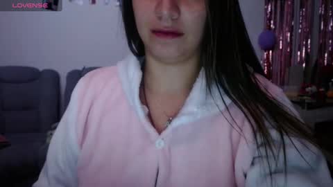 Snapshot of kattie_love chatting on February 12, 2025, 7:02 am kattie online show from February 12, 2025, 7:02 am