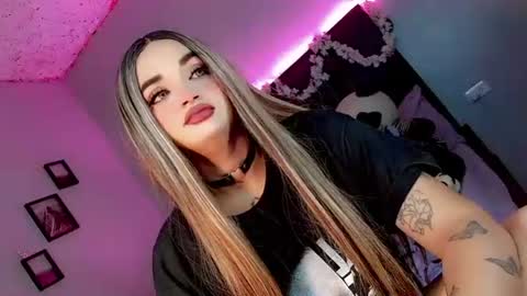 Snapshot of kattie_sweet_ chatting on October 27, 2025, 7:40 pm kattie_sweet_ online show from October 27, 2025, 7:40 pm