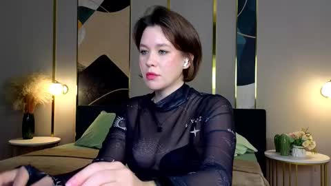 Goddess Katy            VACATION  online show from September 26, 2025, 1:09 am