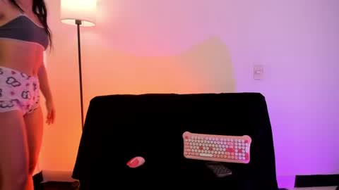 katty__0 online show from June 17, 2026, 2:51 pm
