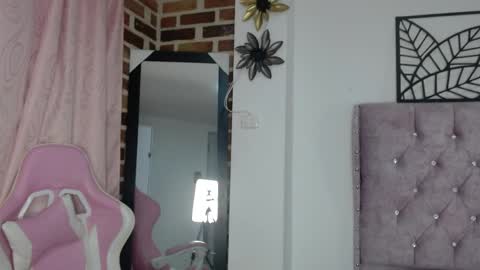 Snapshot of katty_candyy chatting on May 26, 2026, 1:07 pm Katherine online show from May 26, 2026, 1:07 pm