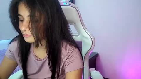 katherin online show from October 30, 2025, 10:10 pm