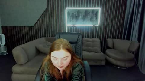 Katty online show from October 20, 2025, 5:41 am