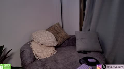 Katty online show from December 7, 2024, 11:12 pm