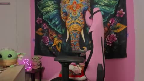 katy simpsons online show from December 15, 2025, 2:38 am