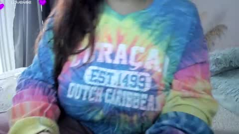 Snapshot of katybloom_ chatting on December 7, 2024, 7:32 pm    online show from December 7, 2024, 7:32 pm