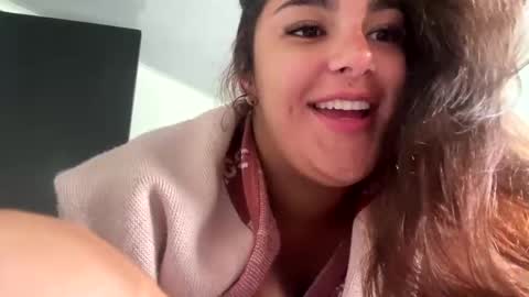 Snapshot of katybloom_ chatting on February 8, 2025, 4:36 pm    online show from February 8, 2025, 4:36 pm