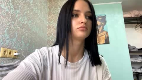 Katy online show from October 7, 2025, 9:28 am