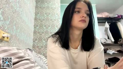 Katy online show from October 19, 2025, 9:32 am
