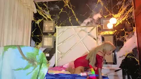 katy  online show from October 18, 2025, 7:03 pm