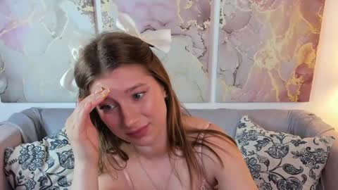 katymeaw online show from May 26, 2026, 1:34 am