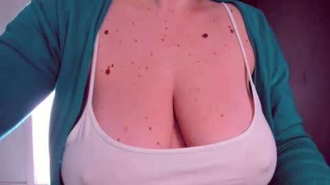 Katy online show from April 15, 2026, 6:09 am