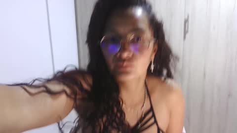  Khawit  online show from February 15, 2025, 8:22 am