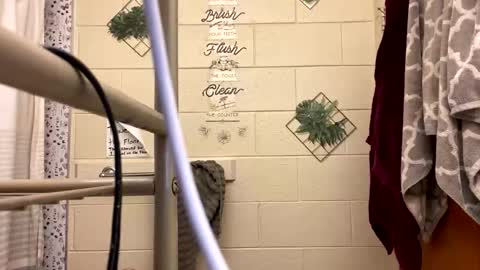 kay_la online show from March 27, 2026, 5:46 am