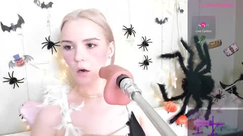 KAYA online show from October 28, 2025, 4:27 am