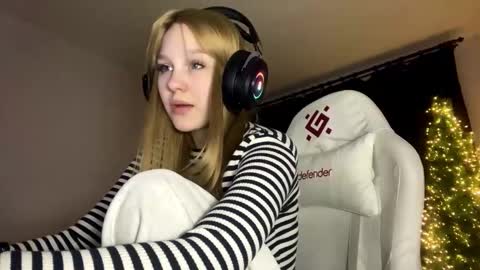 Snapshot of kayceefroehner chatting on February 3, 2026, 5:29 pm Amia online show from February 3, 2026, 5:29 pm