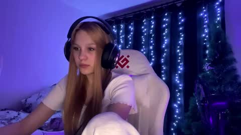 Snapshot of kayceefroehner chatting on February 14, 2026, 5:53 pm Amia online show from February 14, 2026, 5:53 pm