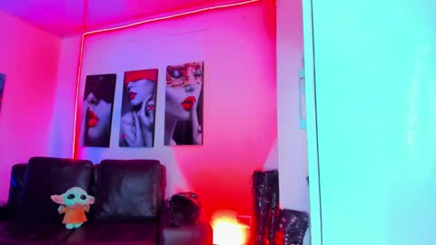 CAMILA online show from February 11, 2025, 6:01 pm