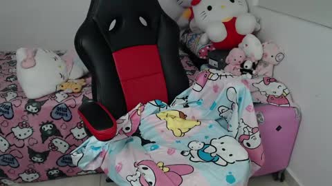 Kayla online show from June 3, 2026, 2:47 am