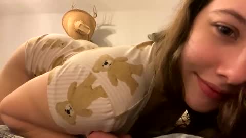 kaylaluvv07 online show from February 9, 2026, 2:04 am