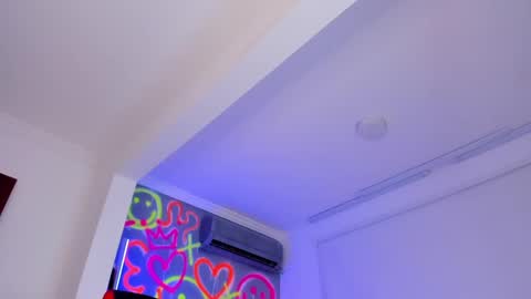 INSTAjohedija online show from December 3, 2024, 11:13 pm