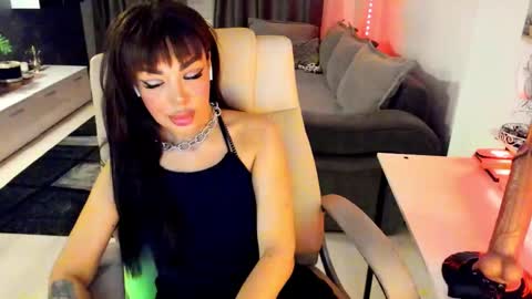 kaylee online show from November 5, 2025, 5:46 pm