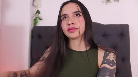 kaylee_lee online show from February 5, 2026, 3:33 am