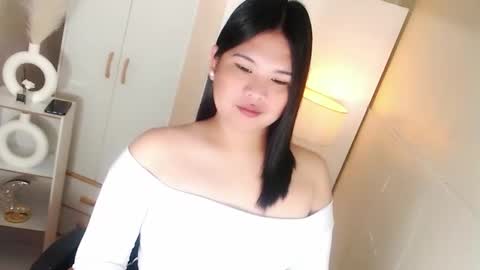 Y O U R        F U T U R E       K A Y L E E  online show from February 7, 2026, 7:50 pm