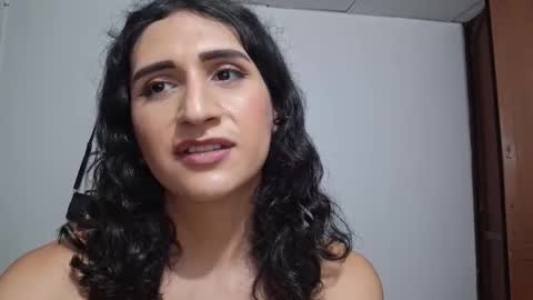 Snapshot of kayleesims_ chatting on November 10, 2025, 8:57 am Kaylee Sims online show from November 10, 2025, 8:57 am