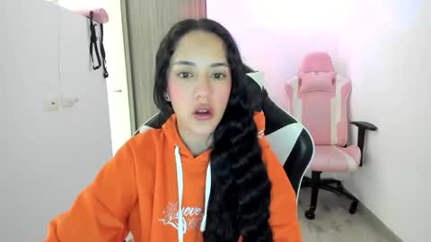 kaylie online show from October 2, 2025, 11:06 am