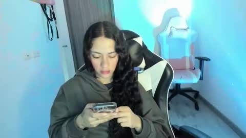 kaylie online show from December 18, 2025, 11:05 am