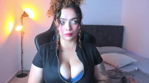 Snapshot of kayllaevans_ chatting on April 30, 2026, 5:47 am Kay online show from April 30, 2026, 5:47 am