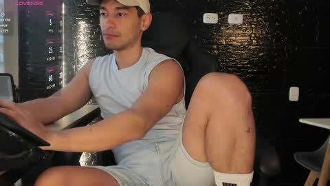 Kayn online show from April 10, 2026, 4:01 pm