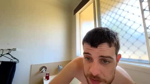 Kinkyaussielad online show from April 4, 2026, 1:26 am