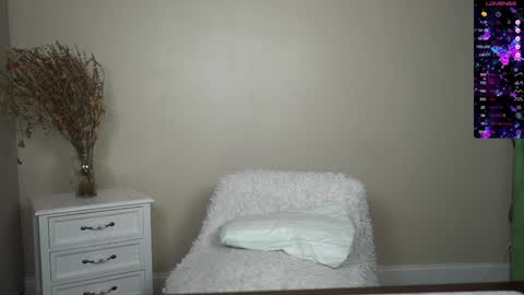 EliandKylie online show from December 17, 2024, 4:01 am