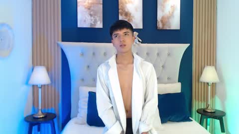 nico online show from March 1, 2026, 1:02 pm