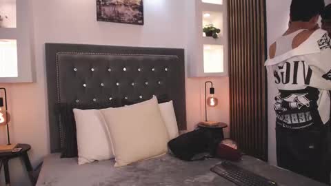 nico online show from March 8, 2026, 12:42 pm