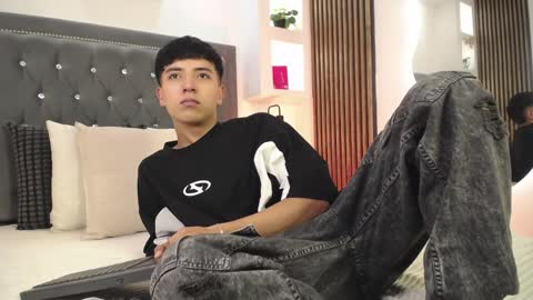 nico online show from April 1, 2026, 12:39 pm