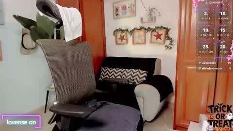 Natalia online show from October 25, 2025, 3:29 pm