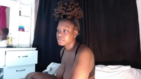 Snapshot of keilysofia chatting on January 6, 2025, 6:52 pm Keili online show from January 6, 2025, 6:52 pm