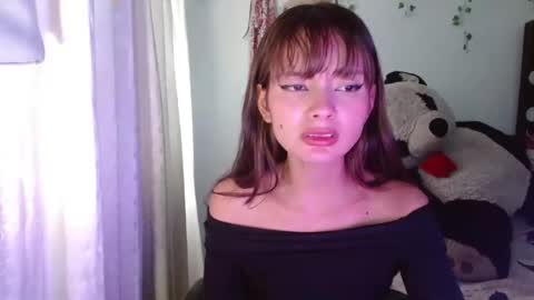 annie rosse16 online show from June 1, 2026, 9:27 pm