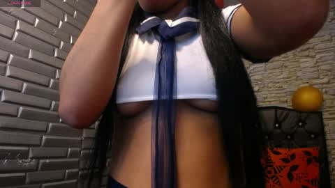  K E I Z Y  online show from April 7, 2026, 1:00 pm