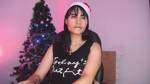 elena online show from December 19, 2024, 2:23 am