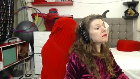 kelly online show from February 9, 2025, 9:28 pm